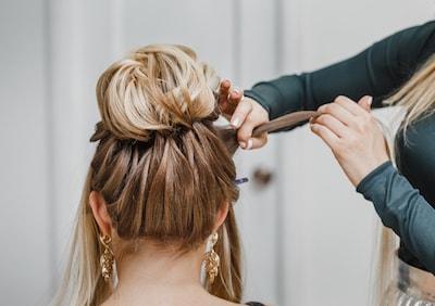 Reservez Votre Coiffure De Mariage En 2 Clics Wecasa