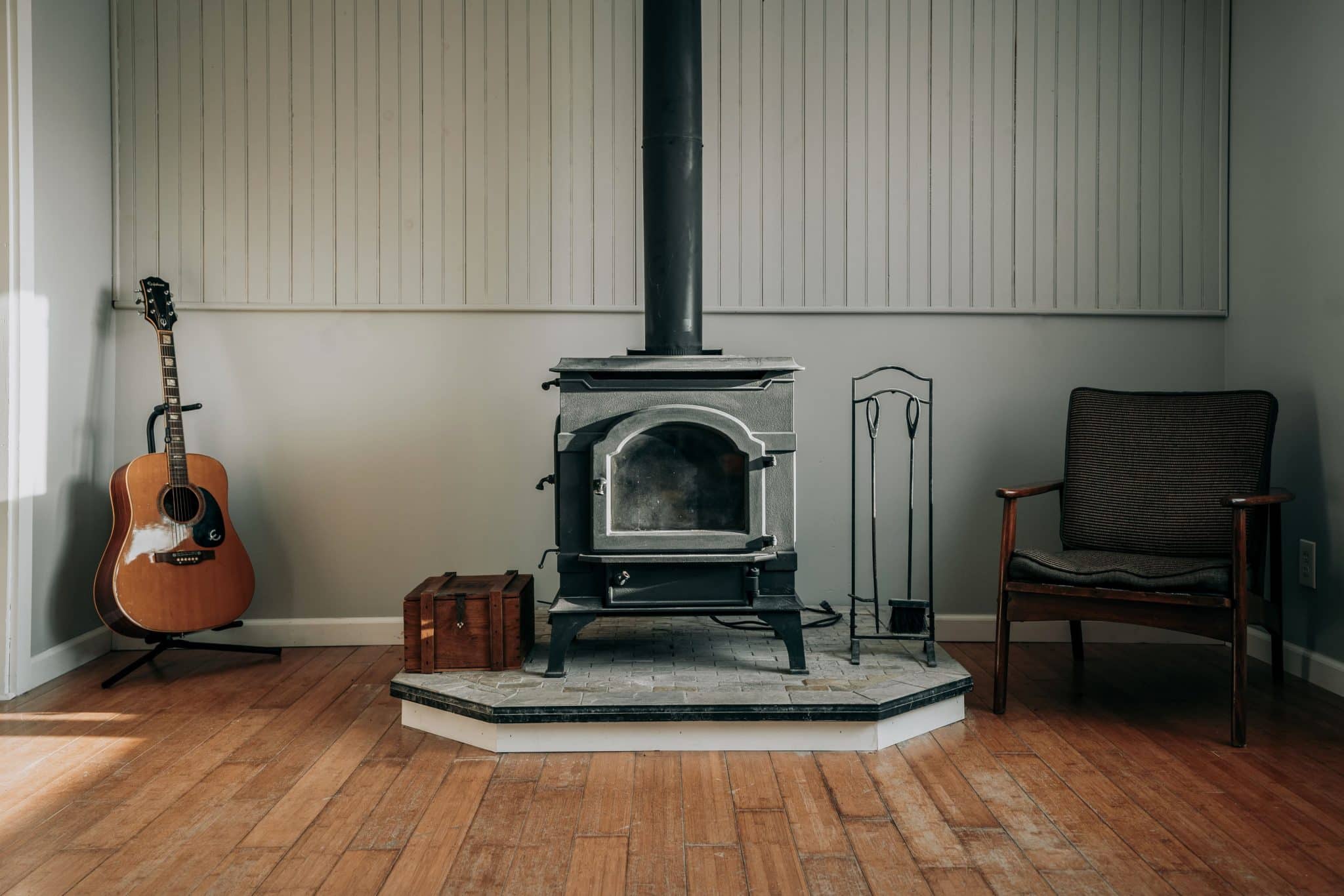 Comment nettoyer une cheminée ou un poêle à bois ?