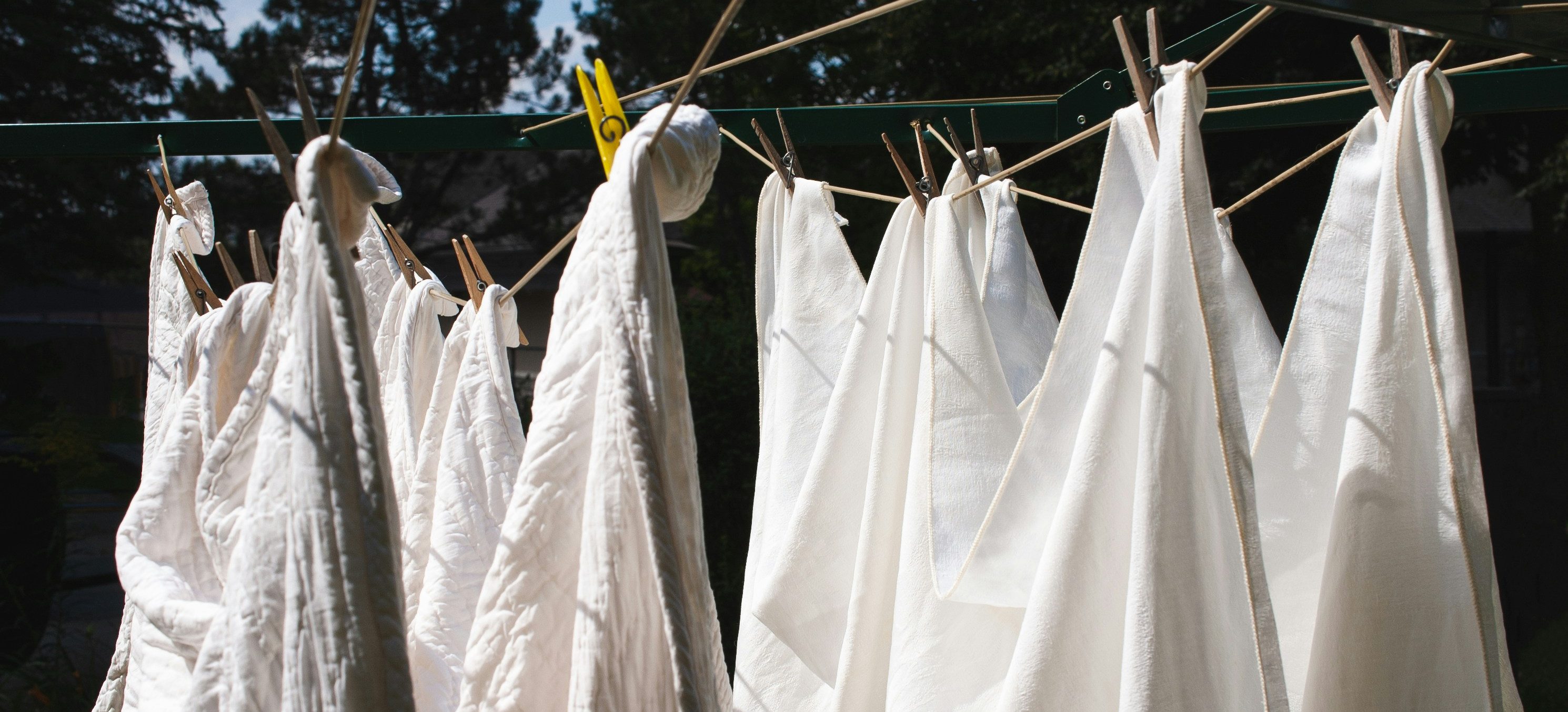 linge blanc cristaux soude