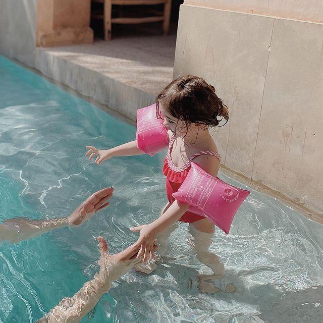 Influenceuse et sa fille