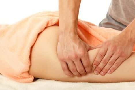 Massage palper rouler sur la cuisse