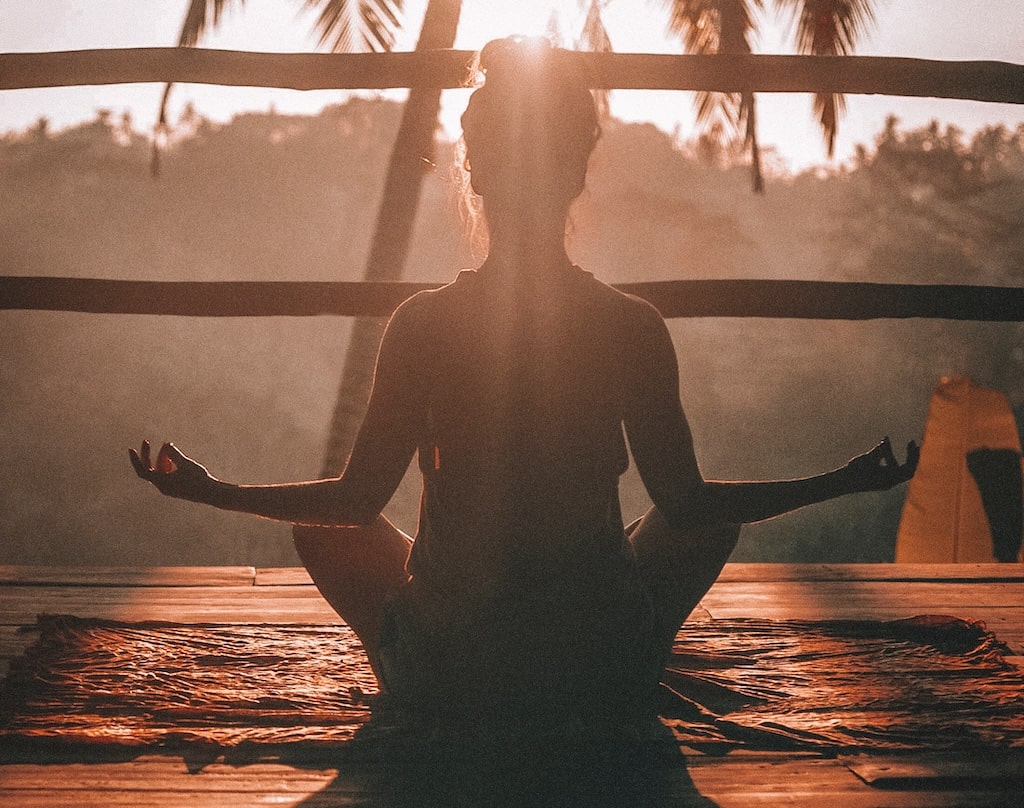 5 Bienfaits du Massage Abdominal 